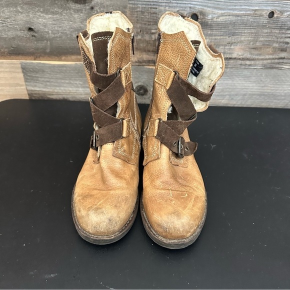 Bos & Co Tan Distressed Leather Boots withh Brown Accent Side Zip Ladies EU 39 - Picture 4 of 10